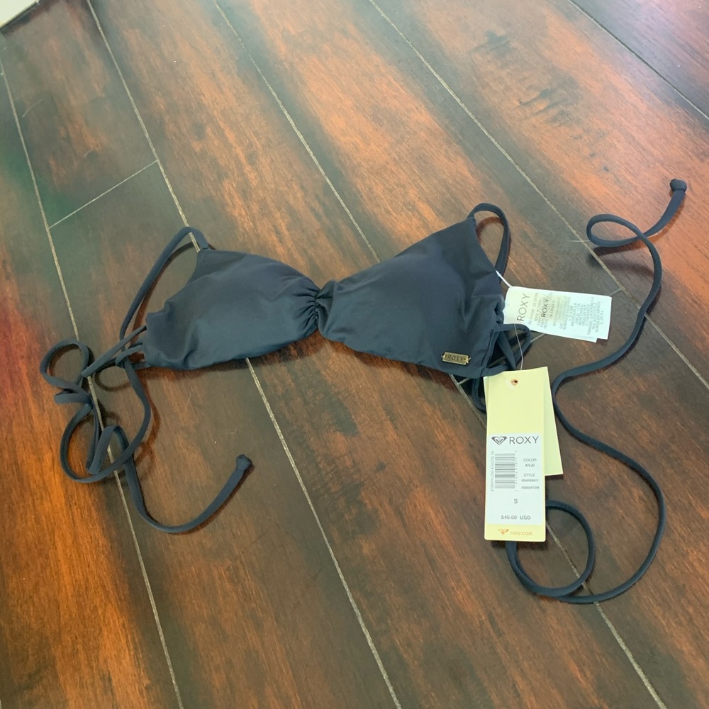 NWT roxy black reversible swimsuit top size s